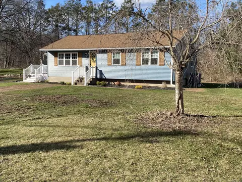 22 High Hill Rd, Meriden, CT 06450