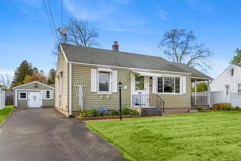 71 Lafayette Ave, East Hartford, CT 06118