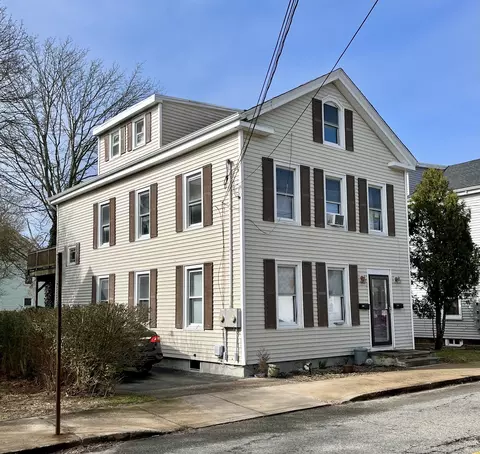 47 Trumbull Ave, Stonington, CT 06378
