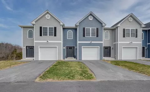 74 Gillette Way #74, Bristol, CT 06010