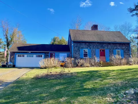 30 Apple Ln, Redding, CT 06896
