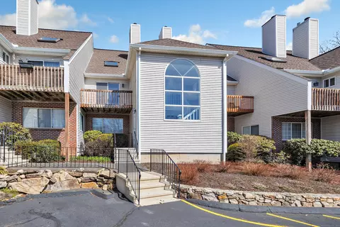 3200 Madison Ave #40, Bridgeport, CT 06606