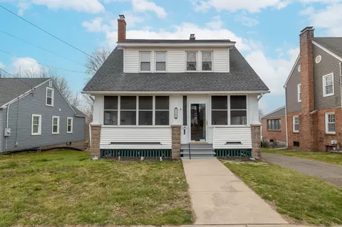 216 Pearl St, Enfield, CT 06082