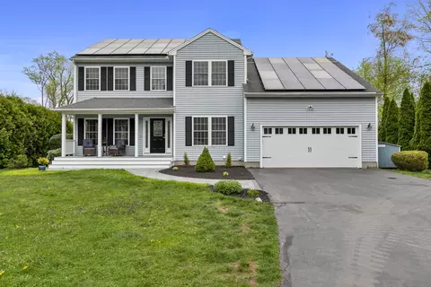 70 Nicholas Ct, Hamden, CT 06518