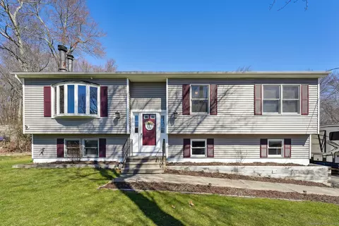 25 Rocco Dr, Wolcott, CT 06716