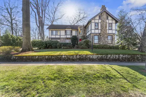 46 Glen Ter, Stamford, CT 06906