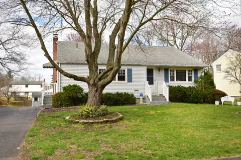 21 Matthew Rd, East Hartford, CT 06108