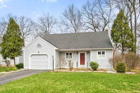 11 Heron Nest Dr, South Windsor, CT 06074