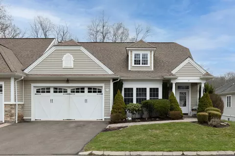 10 Lakeview Rise #10, Beacon Falls, CT 06403