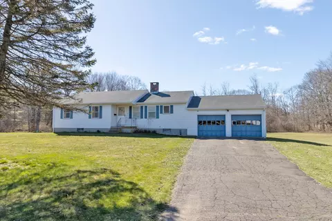 18 Colchester Ave, East Hampton, CT 06424