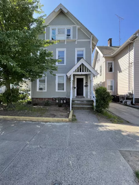 64 Spring St, New Haven, CT 06519