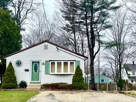 242 Clearview Ave, Torrington, CT 06790