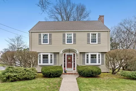 70 Four Mile Rd, West Hartford, CT 06107