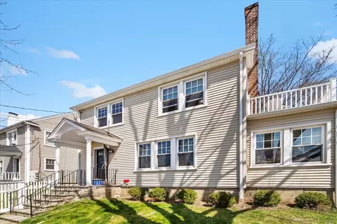 218 Park St, New Canaan, CT 06840