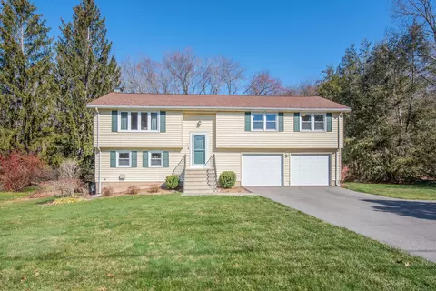 115 Heywood Dr, Glastonbury, CT 06033