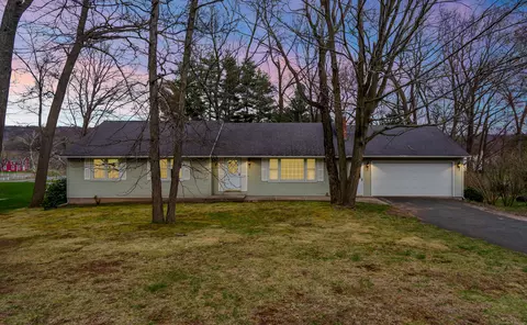 1295 Pleasant St, Southington, CT 06489