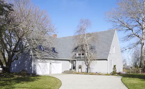 54 Cromwell Pl, Old Saybrook, CT 06475