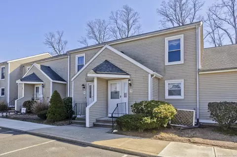 4 The Hamlet #B, Enfield, CT 06082