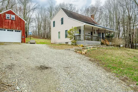 53 Station Rd, Hampton, CT 06247