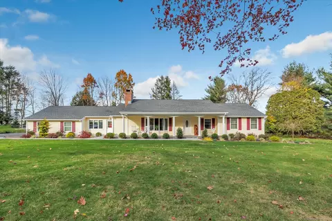 243 Leavenworth Rd, Shelton, CT 06484