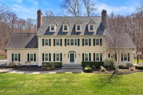 29 Kimberly Ln, Madison, CT 06443