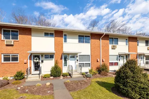 29 Centerbrook Rd, Hamden, CT 06518