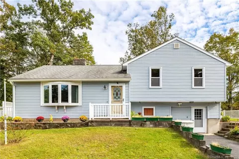 45 Sylvan Valley Rd, Meriden, CT 06451