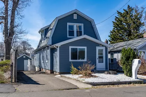 118 Stevens St, East Haven, CT 06512
