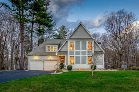 188 Woodhenge Dr, Tolland, CT 06084