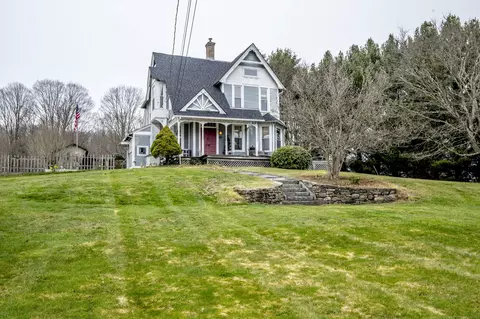 330 Candlewood Hill Rd, Haddam, CT 06441