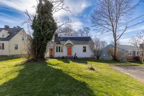 37 Denison Rd, Middletown, CT 06457