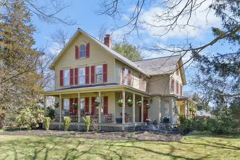 113 Branchville Rd, Ridgefield, CT 06877