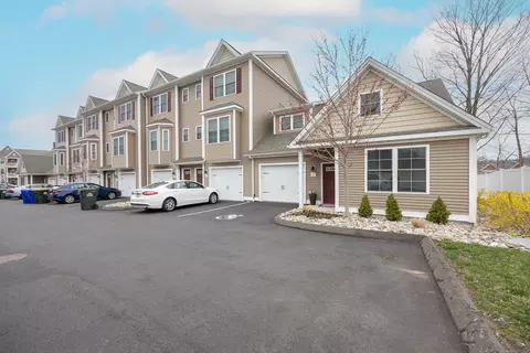 41 Eden Ave #8, Southington, CT 06489
