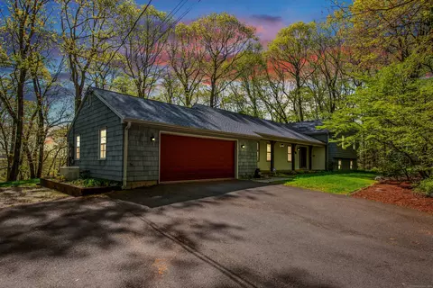 20 W Woods Rd, Burlington, CT 06013
