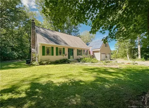 991 S Meriden Rd, Cheshire, CT 06410