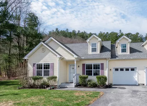 26 Fiddlehead Dr #26, New Milford, CT 06776