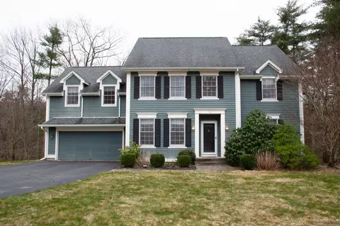 10 Joseph Dr #10, Simsbury, CT 06070