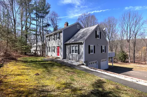 6 Old Country Rd, Oxford, CT 06478