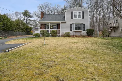 405 Stevens St, Bristol, CT 06010