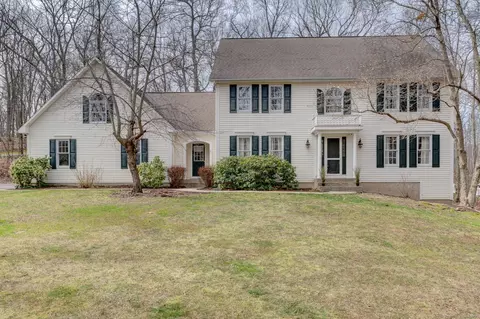 24 Lookout Lndg, Bolton, CT 06043