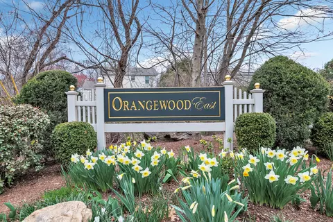 272 Shagbark Dr #272, Derby, CT 06418