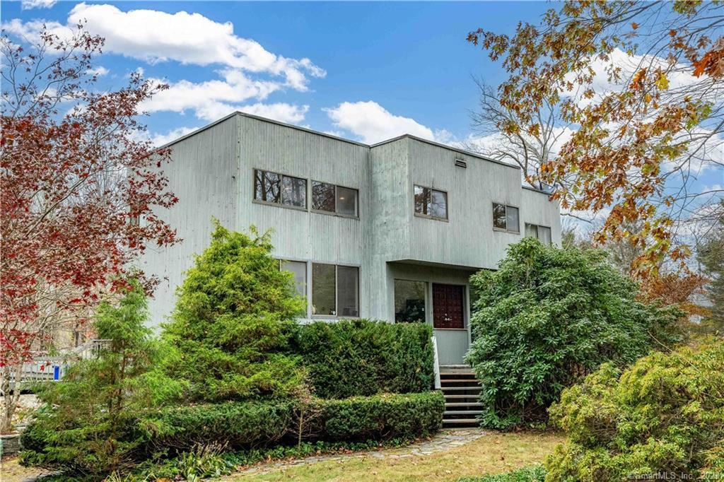 83 NEWTON RD  
