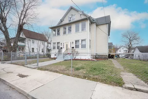 95 Clarence St, Torrington, CT 06790