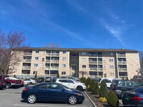 980 Lindley St #305F, Bridgeport, CT 06606
