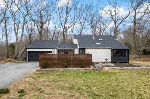 520 Lisbon Rd, Canterbury, CT 06331