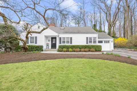 15 Glen Rd, Greenwich, CT 06830