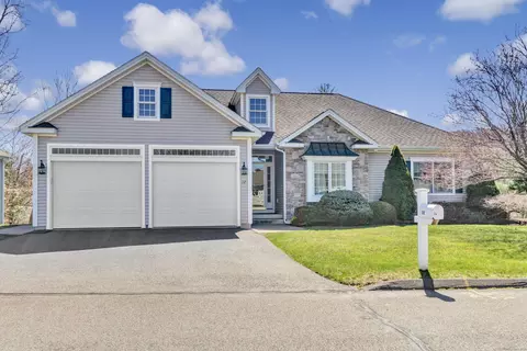 12 Silk Ter, Manchester, CT 06040