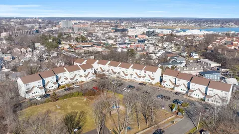 100 San Vincenzo Pl #49, Norwalk, CT 06854