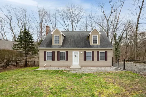 27 Bass Lake Rd, Amston, CT 06231