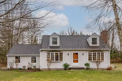 3 Rolling Hills Dr, Sharon, CT 06069